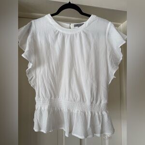 NWOT Chic White Ruffle Sleeve Blouse